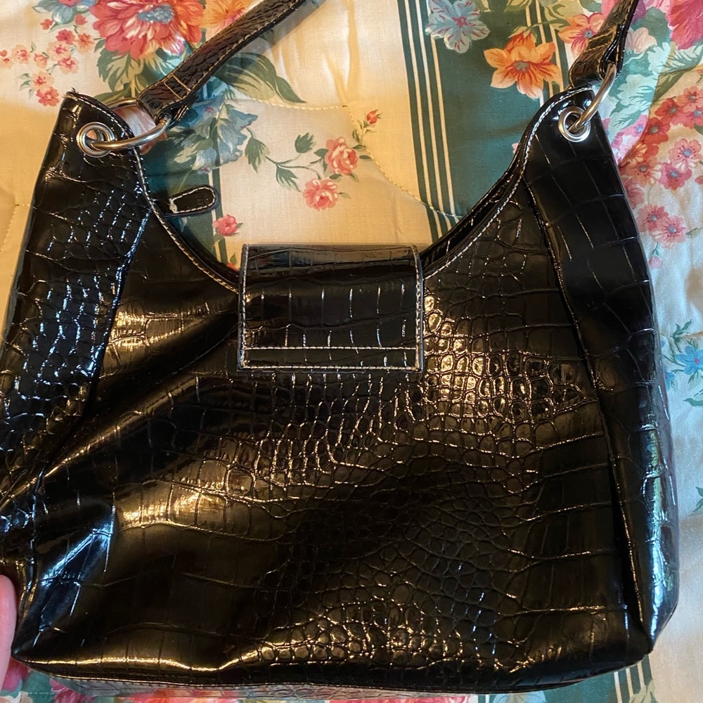 Black Leather Medium Shoulder Bag